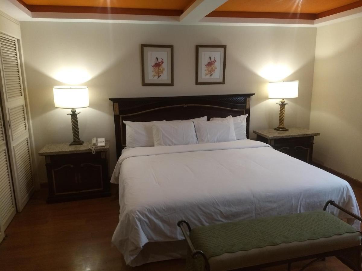 Rose Hotel Monterrey Luaran gambar
