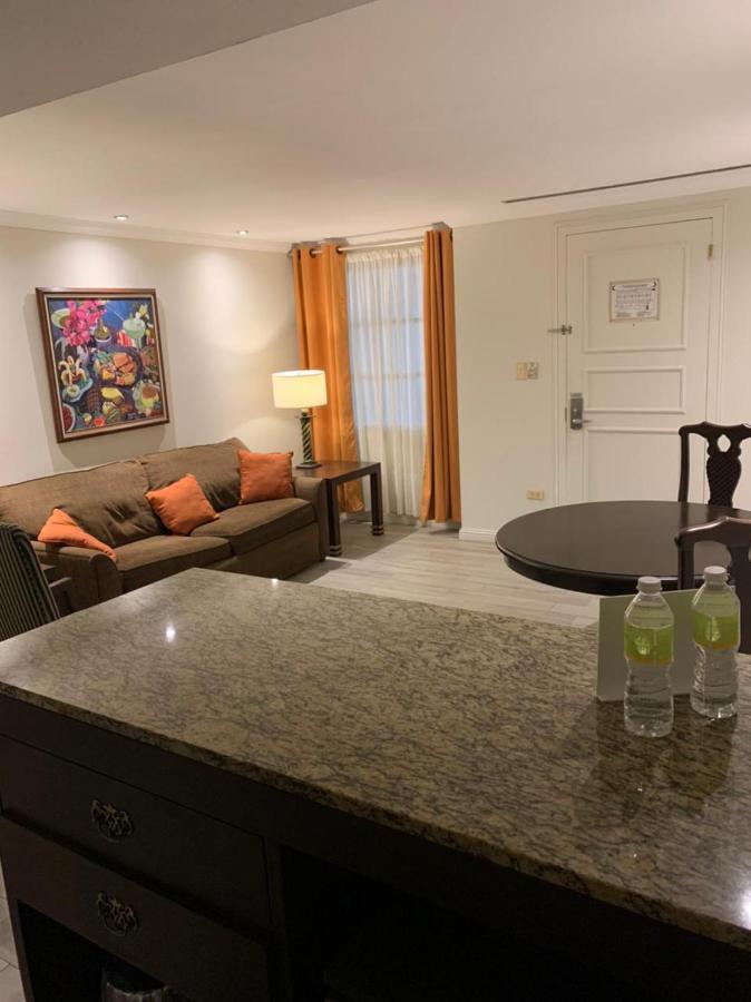 Rose Hotel Monterrey Luaran gambar