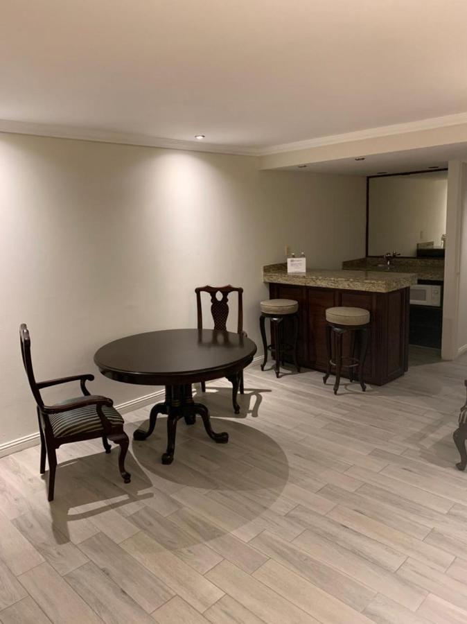 Rose Hotel Monterrey Luaran gambar